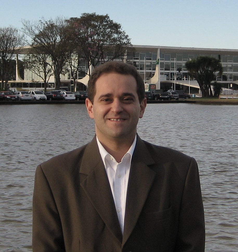 Edson Domingues in front of his office